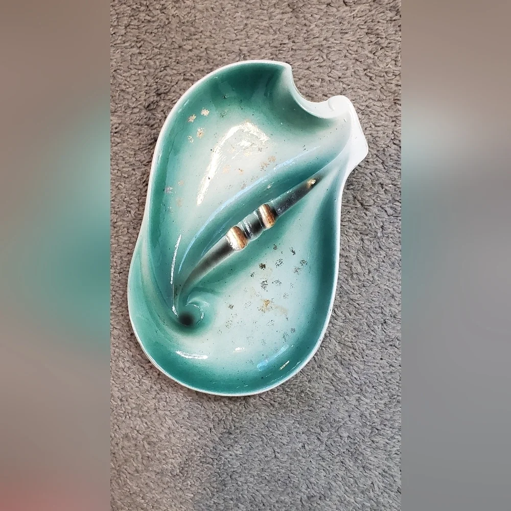 Mid Century Modern Vintage Art Deco Glazed Ceramic Ash Tray Center Piece Tray